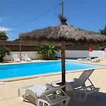 Confortable Avec Terrasse Au La Chesnays - Api-1-52-284 *