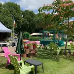 Confortable Avec Terrasse Au La Chesnays - Api-1-52-284 *