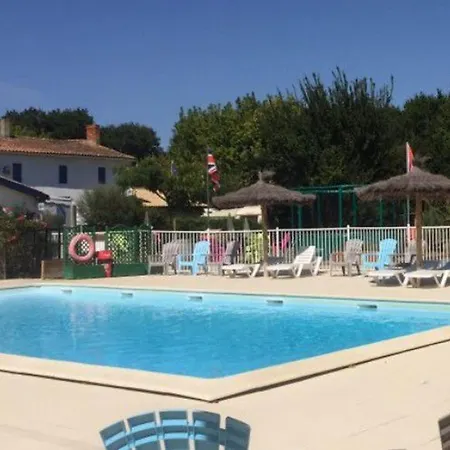 Confortable Avec Terrasse Au La Chesnays - Api-1-52-284 Campingplads Vendays-Montalivet